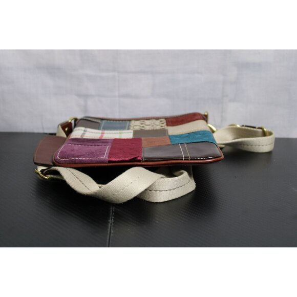 Unique Leather Coach Bag With Different Textures And Colors - Picture 5 of 7